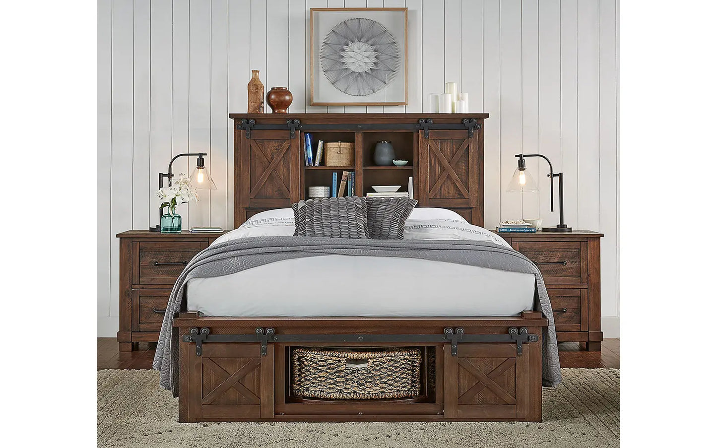 Sun Valley Rustic Timber Cal-King Storage Hdbr W/ Rotating Storage A-America