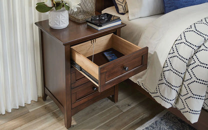 Westlake Cb 3-Drawer Nightstand A-America